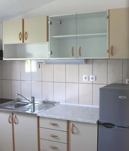 Mileva Apartamento *